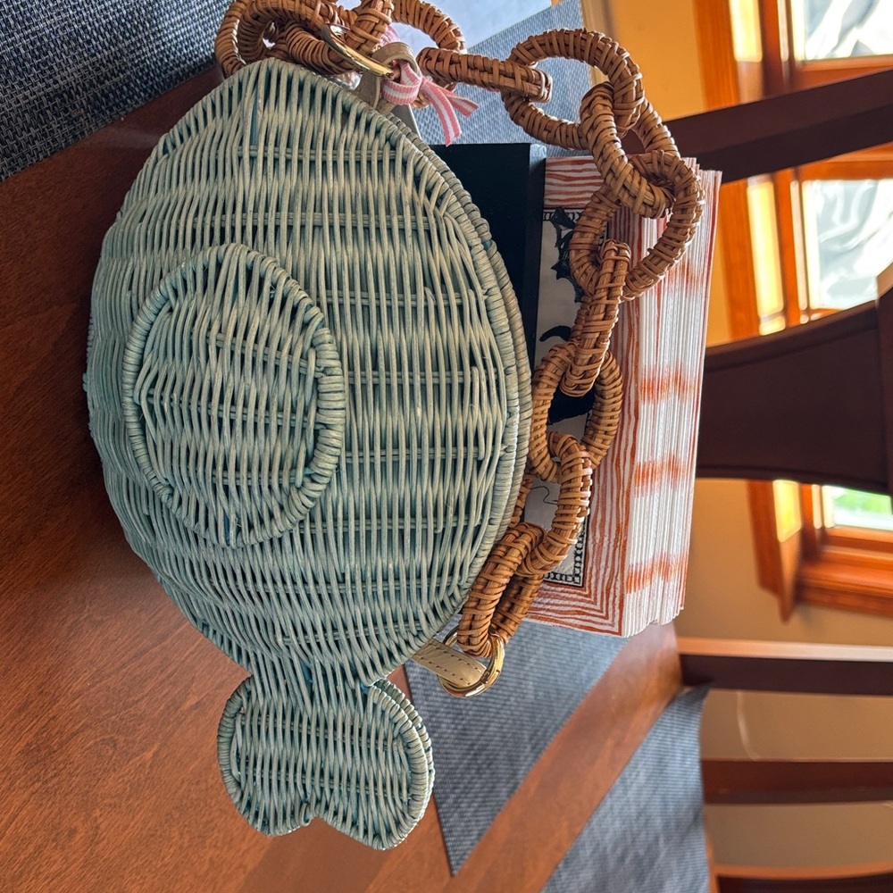 Vineyard Vines Blue Fish-Shaped Clutch - Picture 4 of 6